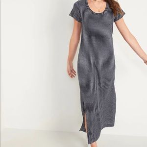Old Navy Maxi T-Shirt Dress